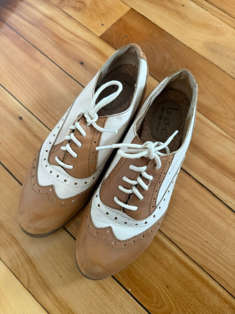 BOC Lace-up Saddle Shoes - Size 7.5 (Closet closing permanently 5/15!)